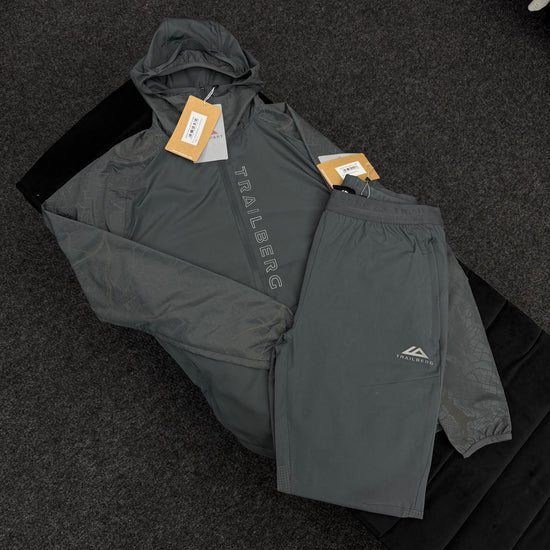 TRAILBERG GREY REFLECTIVE TRACKSUIT