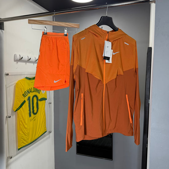 NIKE ORANGE UV WINDRUNNER SET