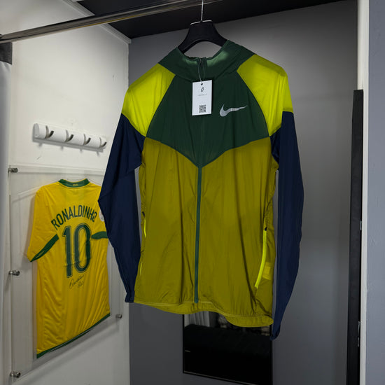 NIKE WINDRUNNER