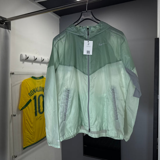 NIKE WINDRUNNER