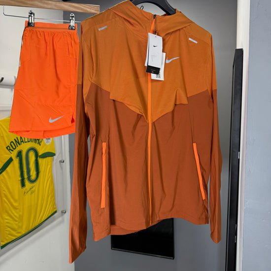 NIKE ORANGE UV WINDRUNNER SET