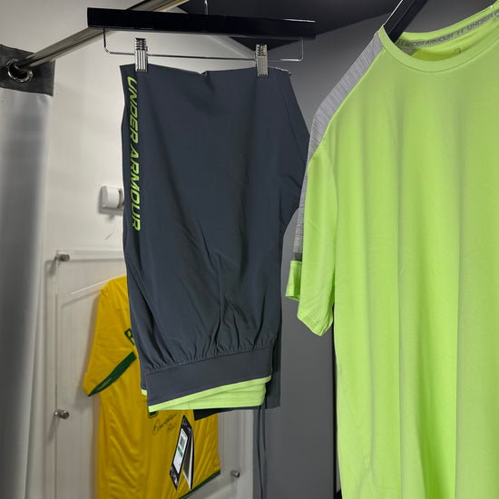 UNDER ARMOUR TEE BOTTOM SET