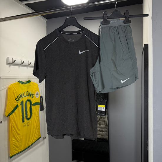 NIKE MILER SHORT SET (RARE TEE)