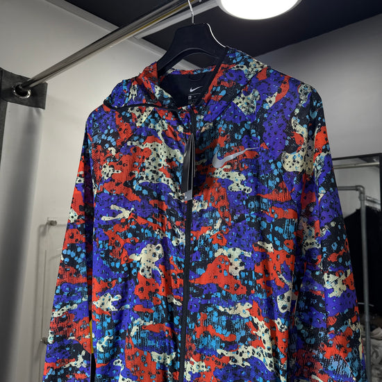 NIKE CAMO WINDRUNNER (RARE)