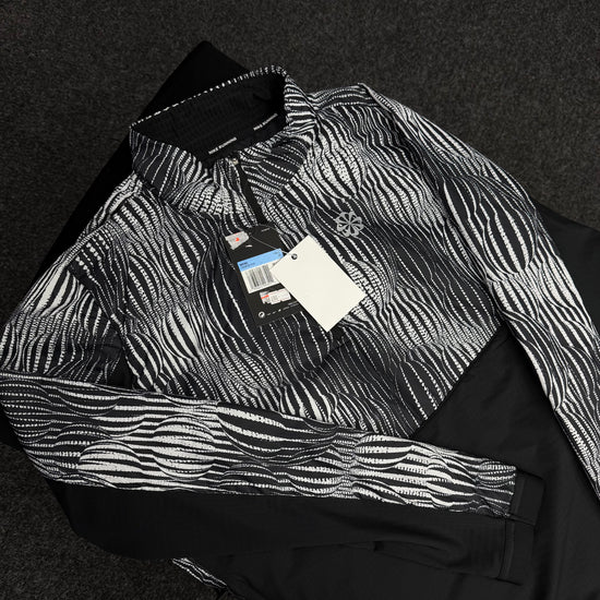 NIKE ASIA EXCLUSIVE QUARTER ZIP