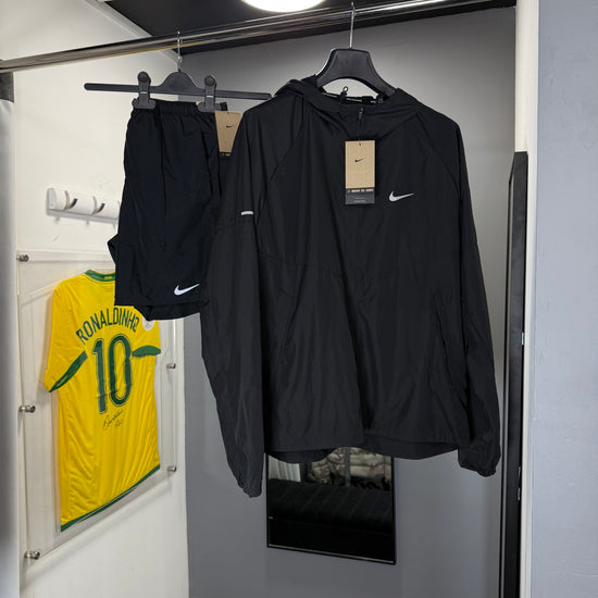 NIKE UV BLACK WINDRUNNER SET