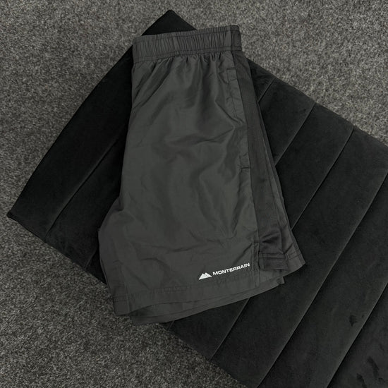 MONTERRAIN BLACK SHORTS