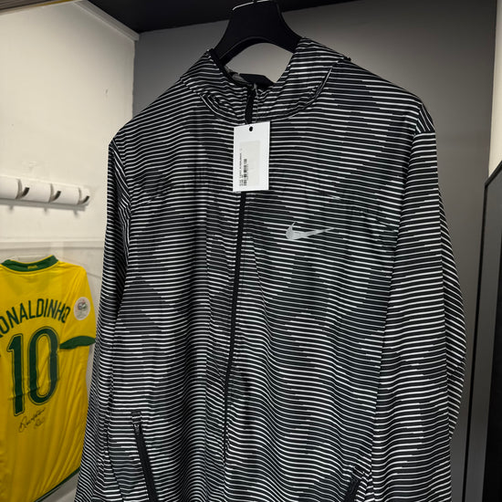 NIKE FADED WINDRUNNED