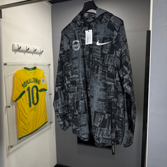 NIKE X CHICAGO WINDRUNNER