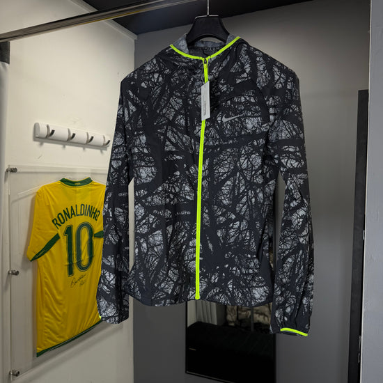 NIKE ENCHANTED WINDRUNNER