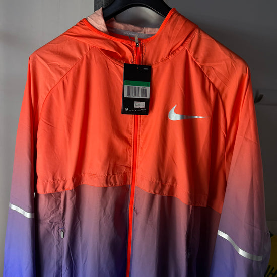 NIKE SUNSET WINDRUNNER