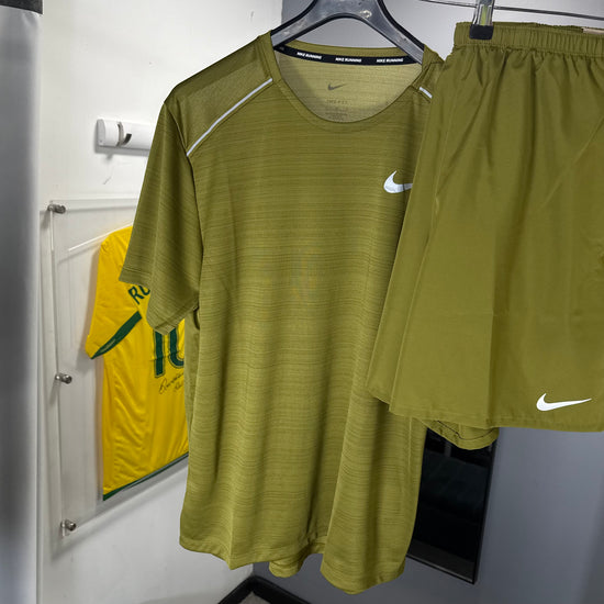 NIKE MILER SHORT SET