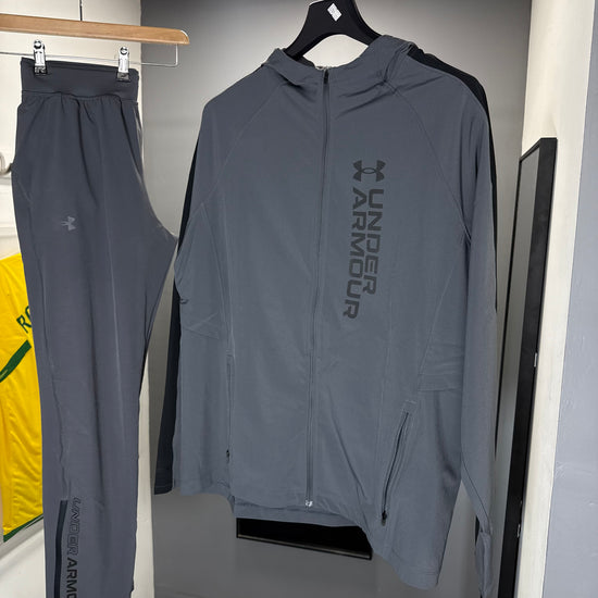 UNDER ARMOUR TRACKSUIT