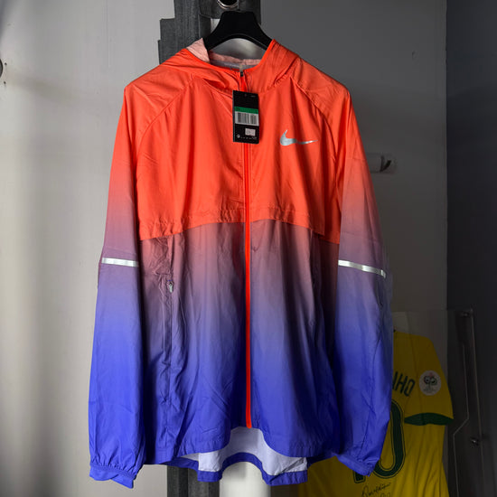 NIKE SUNSET WINDRUNNER
